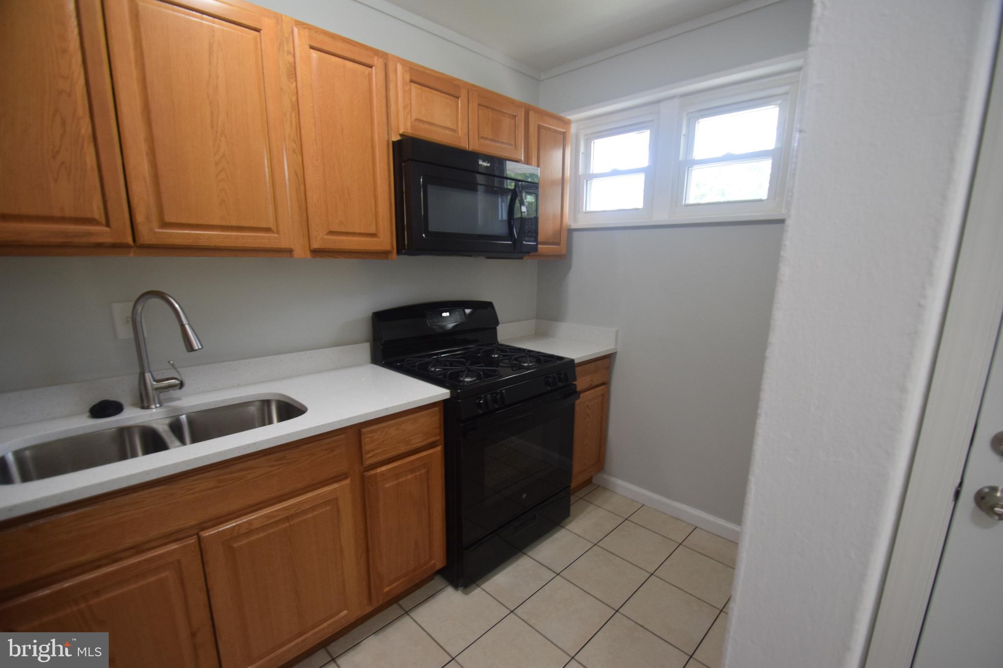 7701 Normandy Road Landover, MD 20785 - Photo 5 of 30