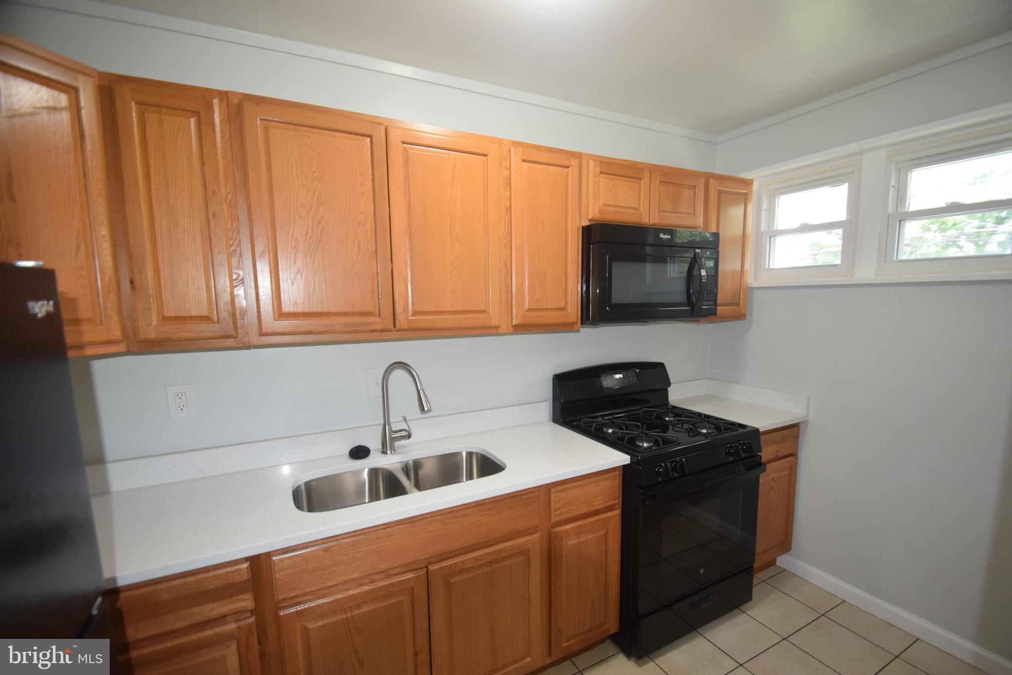 7701 Normandy Road Landover, MD 20785 - Photo 6 of 30