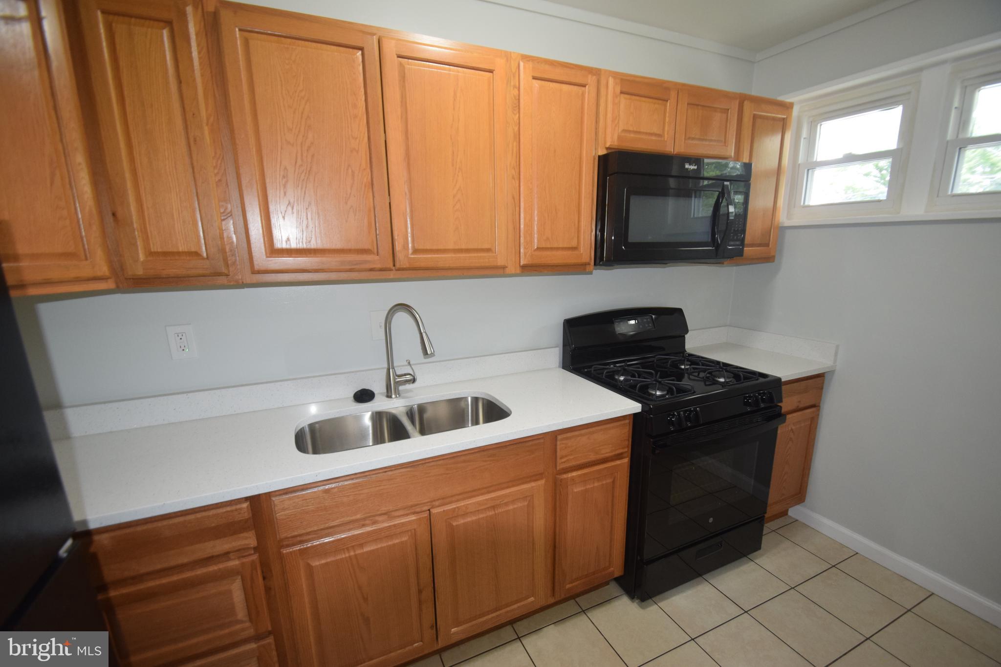 7701 Normandy Road Landover, MD 20785 - Photo 7 of 30