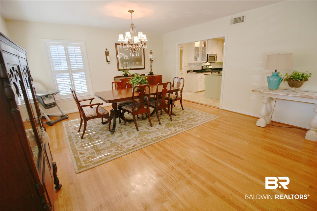 625 Chelsea Drive East Mobile, AL 36608 - Photo 4 of 36