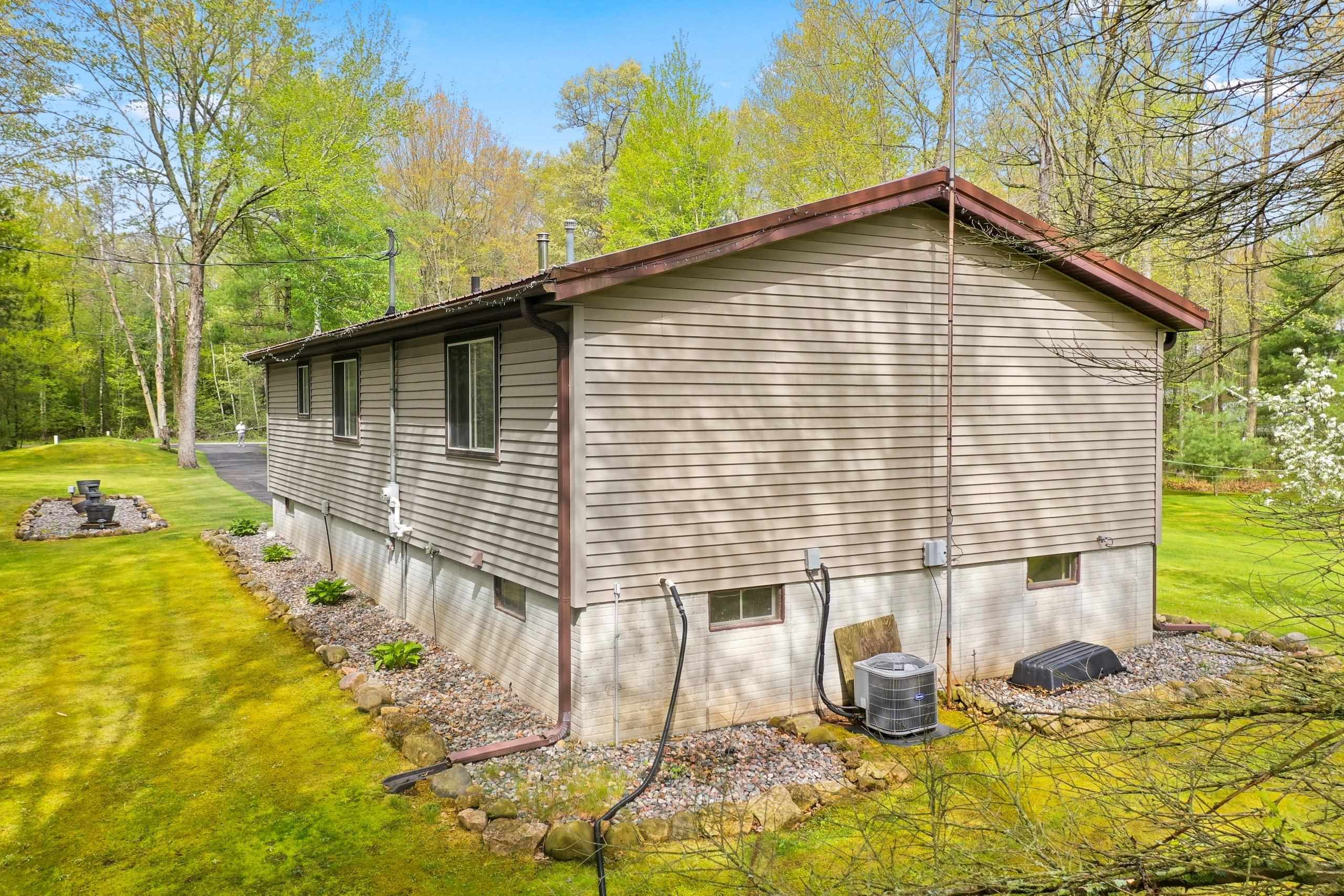 N6828 Springbrook Road Cecil, WI 54111 - Photo 59 of 75