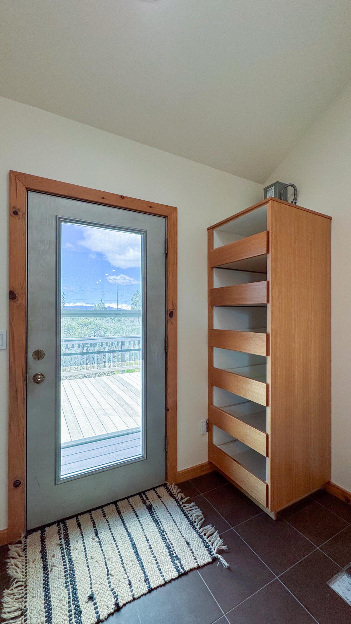 61830 Dobbin Road Bend, OR 97702 - Photo 11 of 76 37 Dobbin Interiors_resize