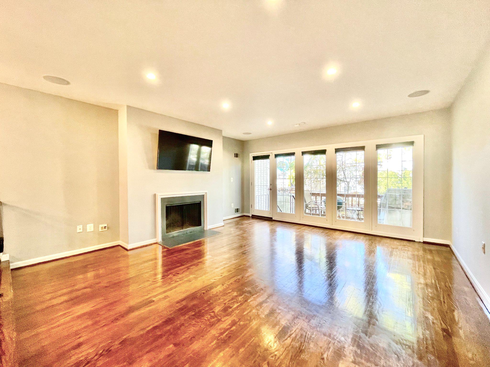 1228 C Street Southeast Washington, DC 20003 - Photo 6 of 24 Living Room