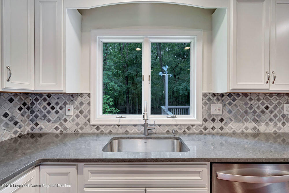 724 Fort Plains Road Howell, NJ 07731 - Photo 13 of 37 026_dsc01546