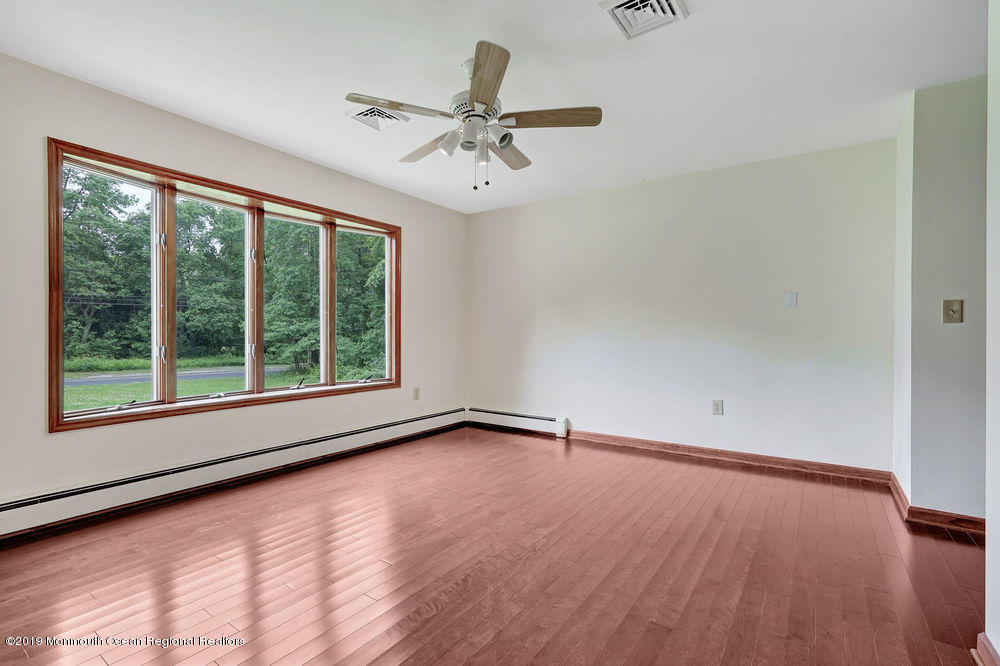 724 Fort Plains Road Howell, NJ 07731 - Photo 16 of 37 030_dsc01571