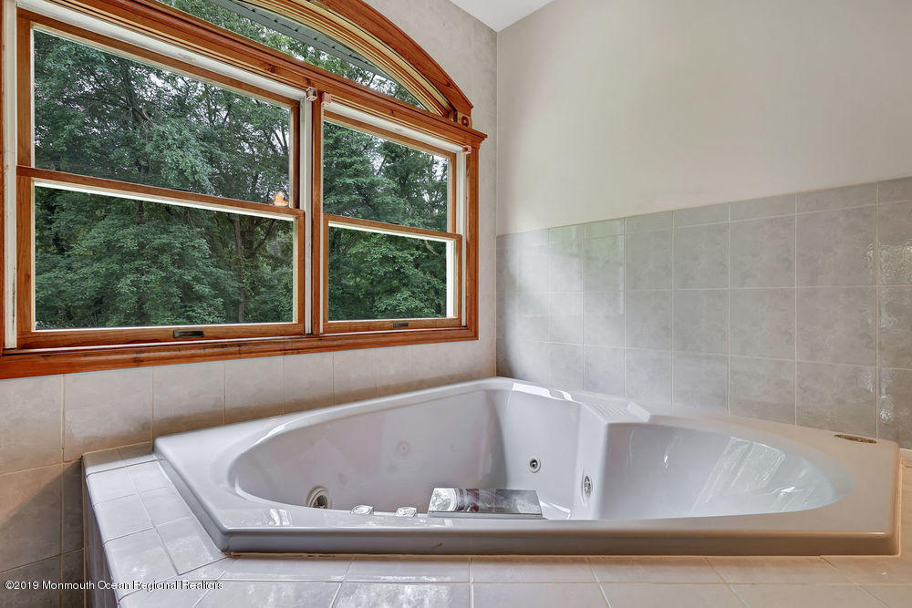 724 Fort Plains Road Howell, NJ 07731 - Photo 19 of 37 033_dsc01601