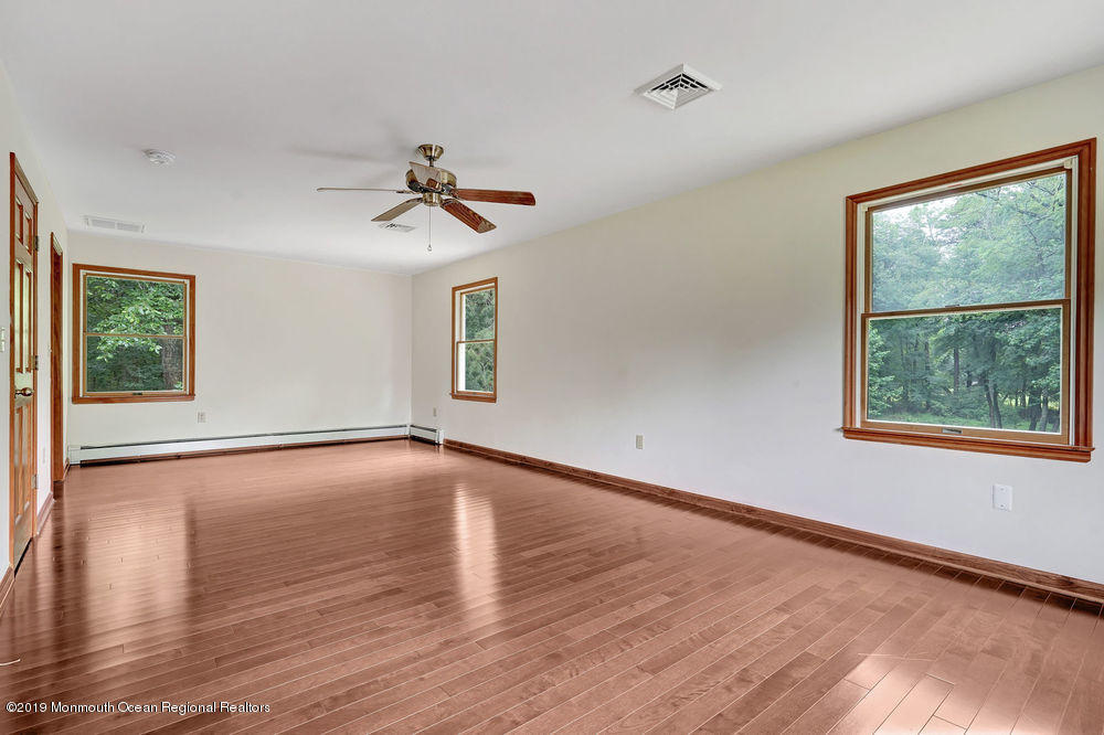 724 Fort Plains Road Howell, NJ 07731 - Photo 27 of 37 042_dsc01706