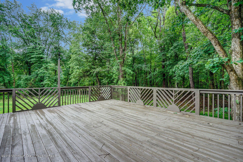 724 Fort Plains Road Howell, NJ 07731 - Photo 33 of 37 048_dsc01401