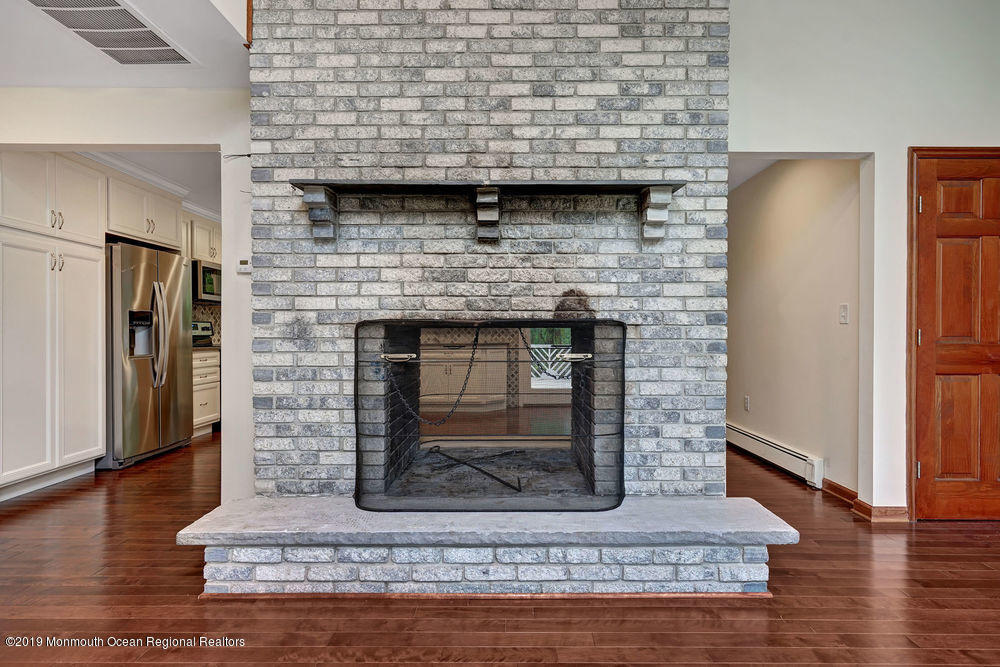 724 Fort Plains Road Howell, NJ 07731 - Photo 10 of 37 022_dsc01461