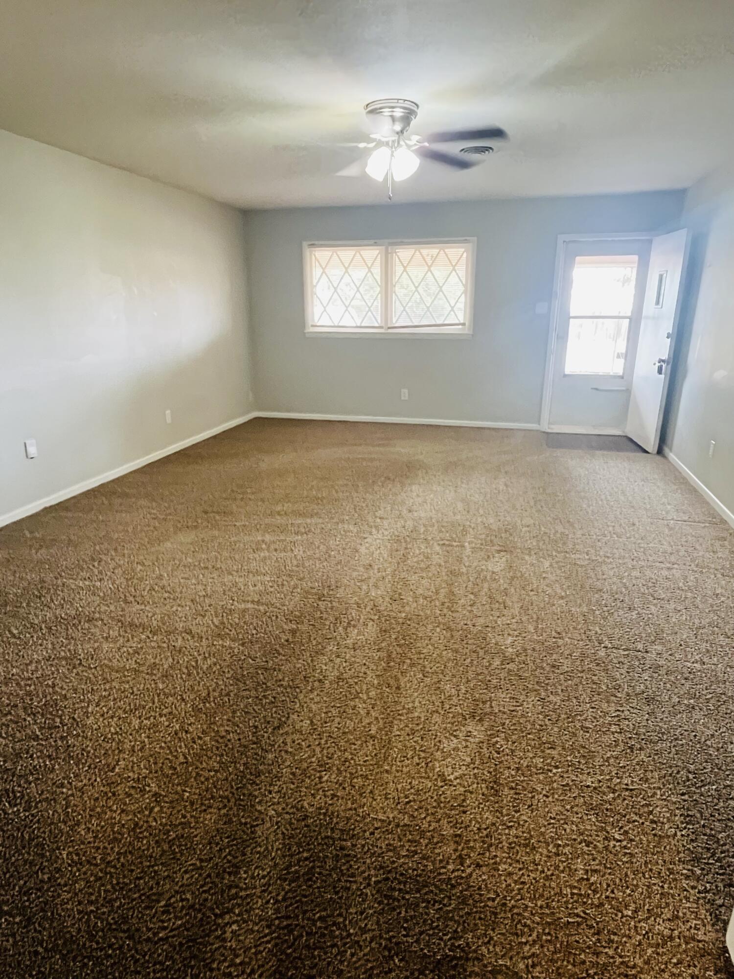 3511 35th Street, Unit B Lubbock, TX 79413 - Photo 3 of 15 35-2