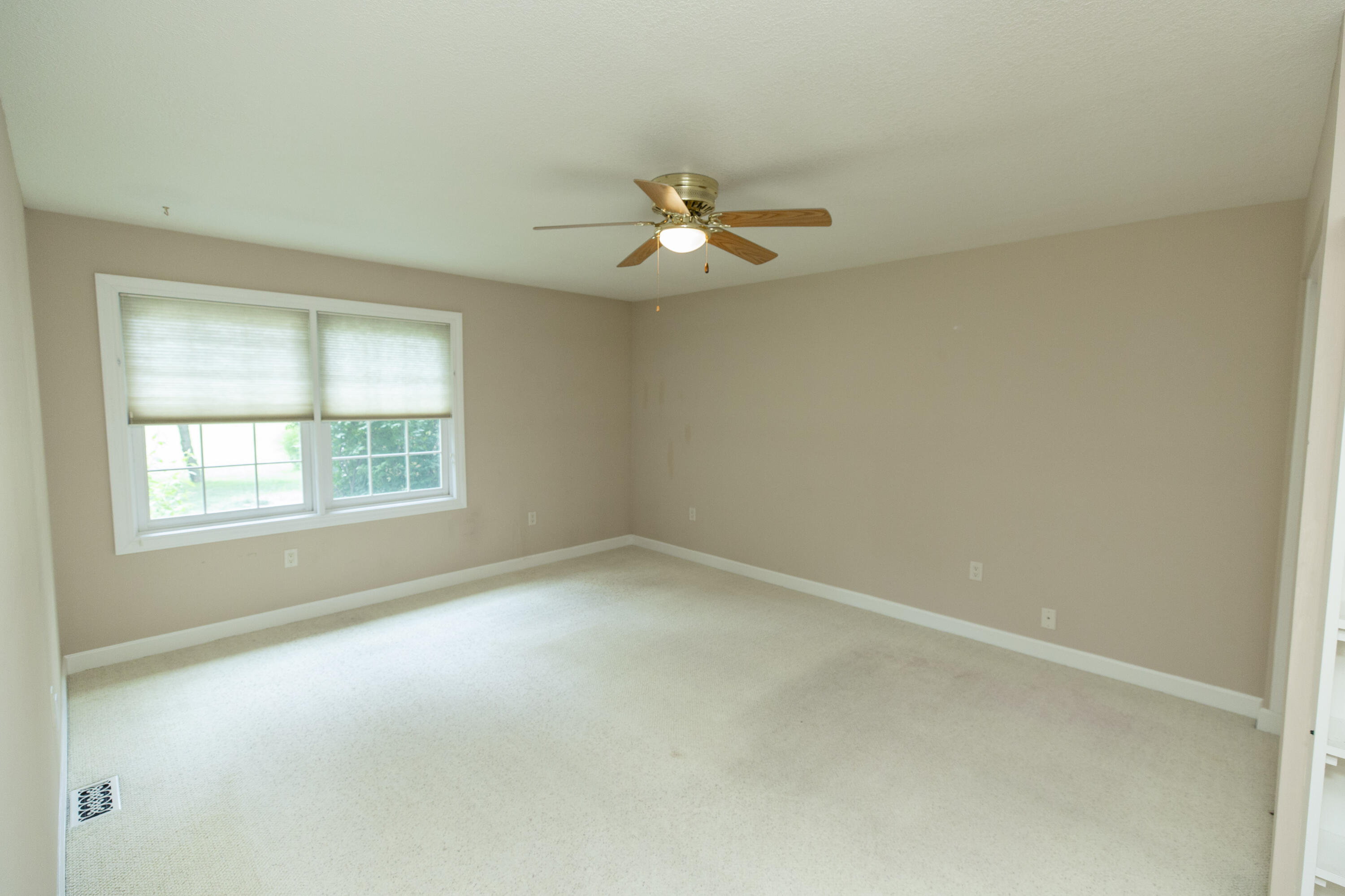 1803 Bell Road Niles, MI 49120 - Photo 17 of 45 1803 Bell_2025_IMG_7021