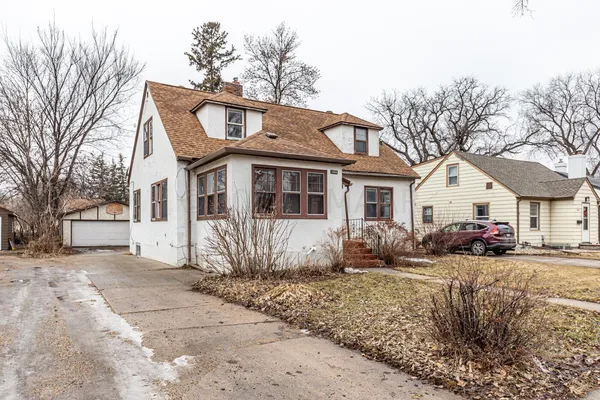 $283,900 | 1454 10th Street North, Fargo, ND 58102