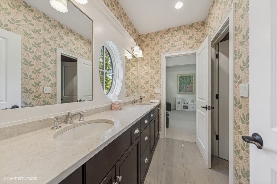 233 North County Line Road Hinsdale, IL 60521 - Photo 21 of 39