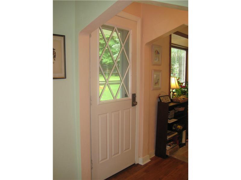 35 Easton Road Fox Chapel, PA 15238 - Photo 6 of 19 Entry/Foyer. Pretty hardwood floors and sunny entry way.