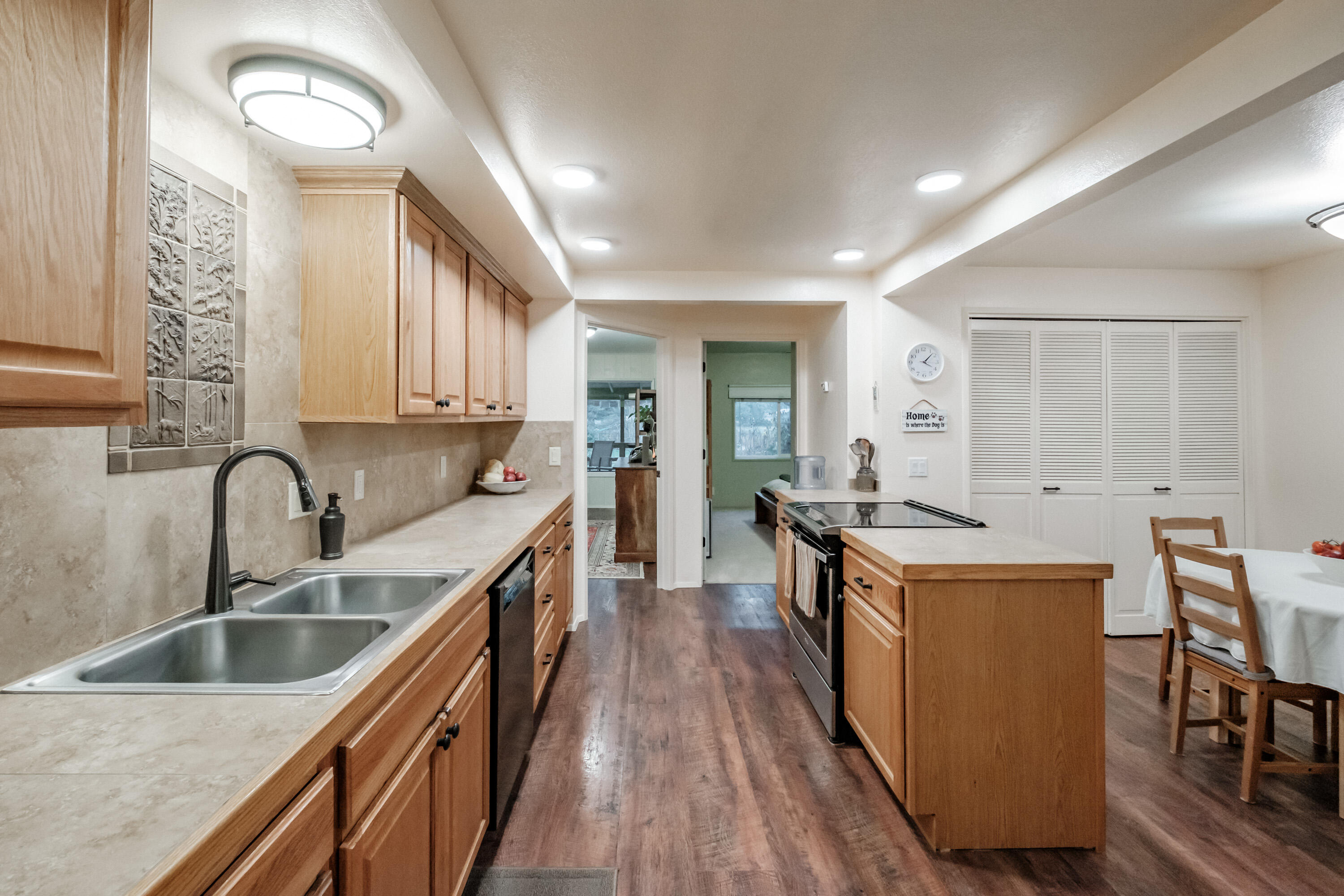 909 Curry Road Roseburg, OR 97471 - Photo 45 of 50 Export-9838