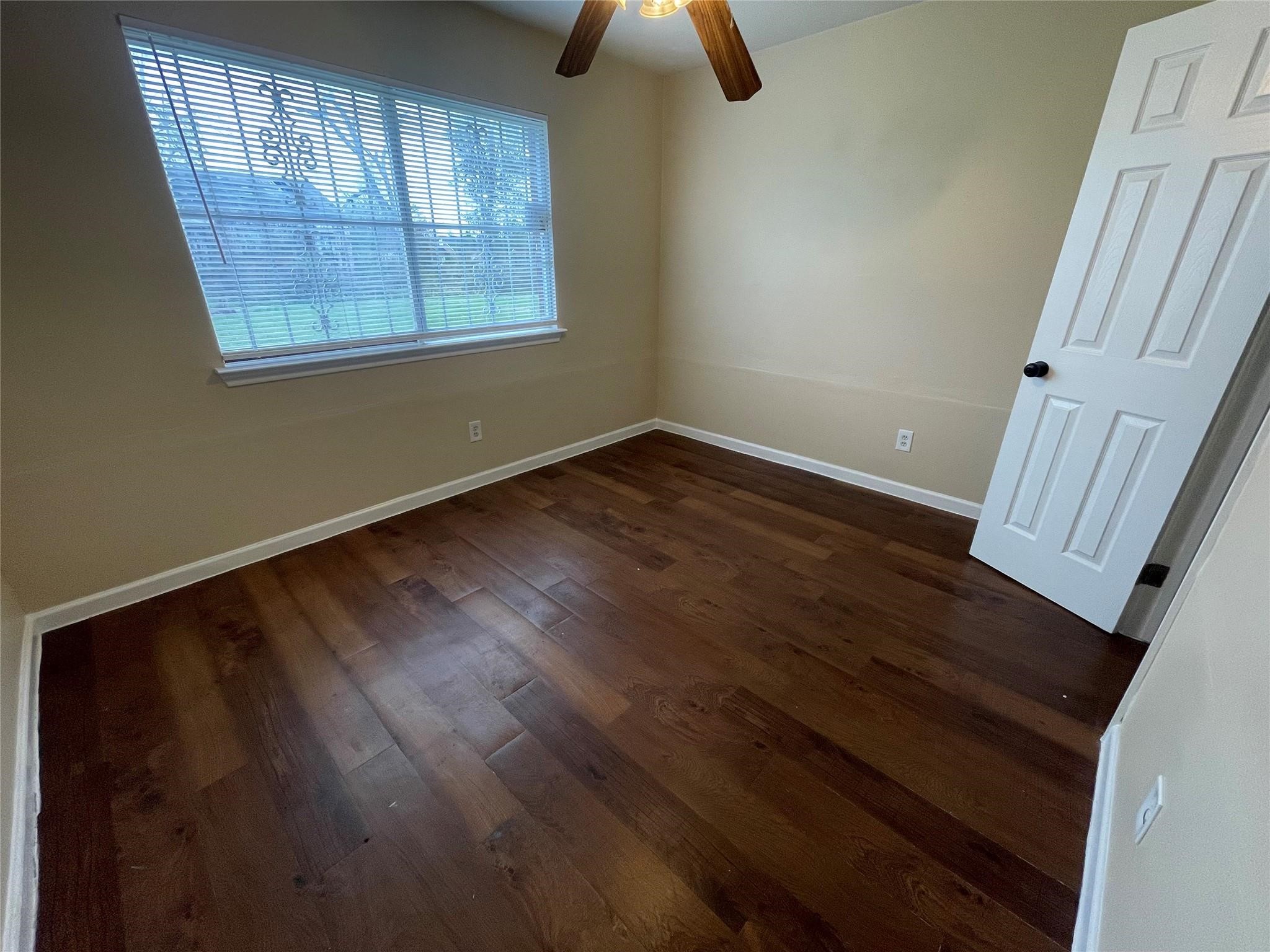3814 Colvin Street Houston, TX 77013 - Photo 5 of 12