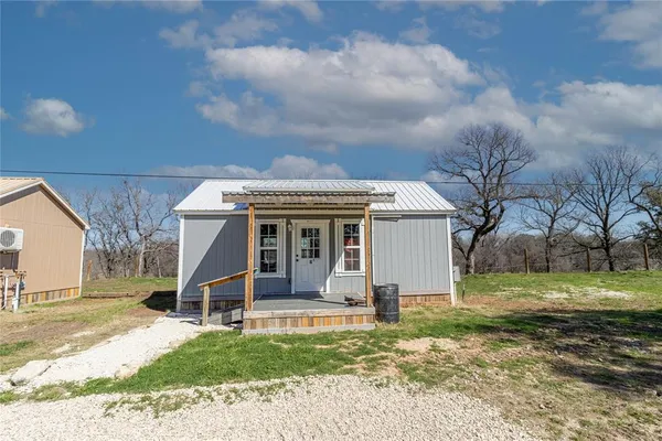 $1,472,777 | 4403 Farm To Market 205, Bluff Dale, TX 76433
