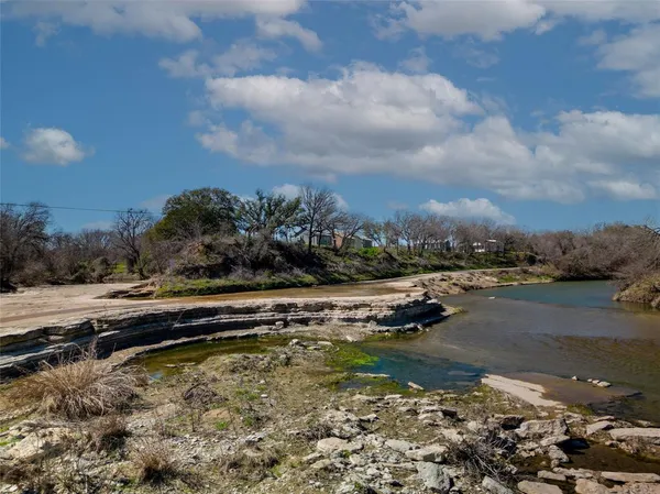 $1,472,777 | 4403 Farm To Market 205, Bluff Dale, TX 76433