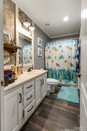 $468,000 | 14453 Farm To Market Road 472, Bigfoot, TX 78005