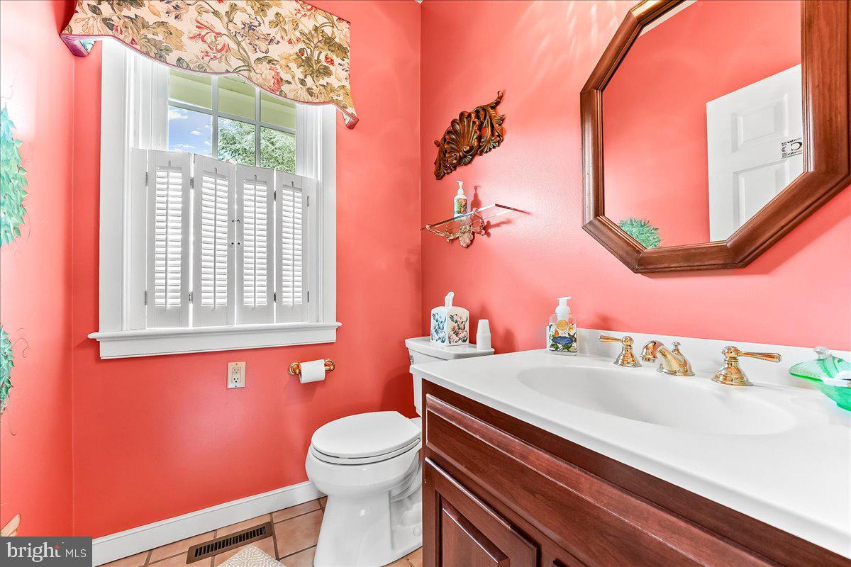 7 Bolingbroke Road West Chester, PA 19382 - Photo 32 of 86 Vibrant bathroom with charming details.