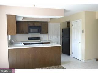 628 Swamp Road Doylestown, PA 18901 - Photo 4 of 6