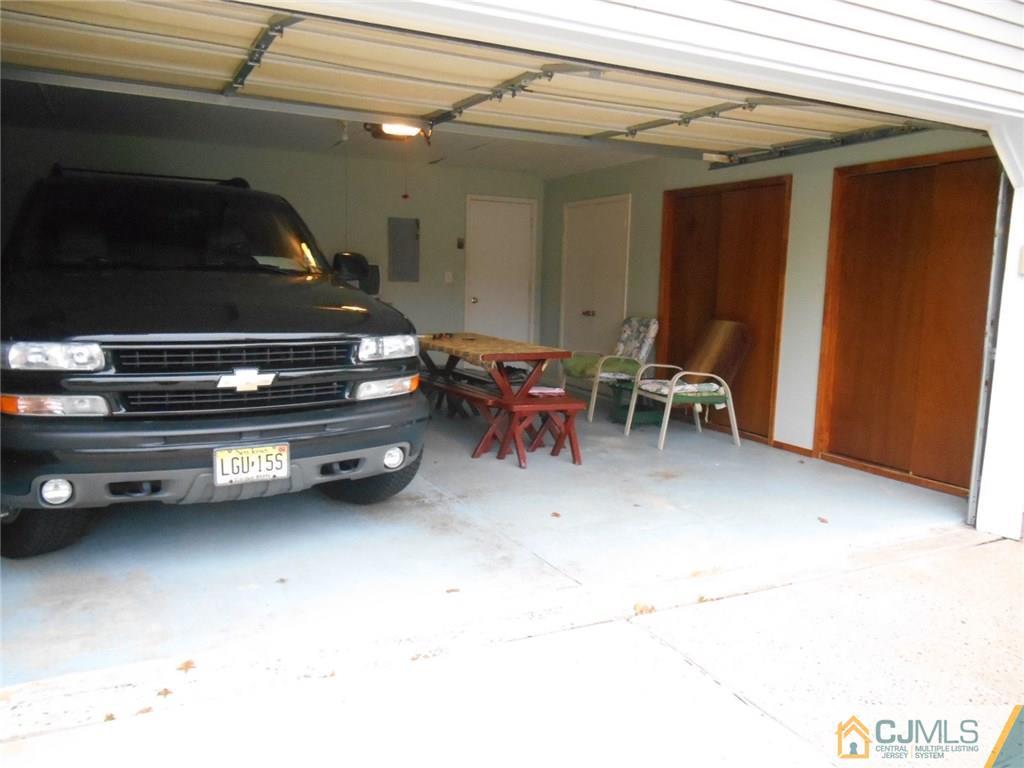 833 B Vail Road Monroe Township, NJ 08831 - Photo 11 of 12 Gallery Image 11