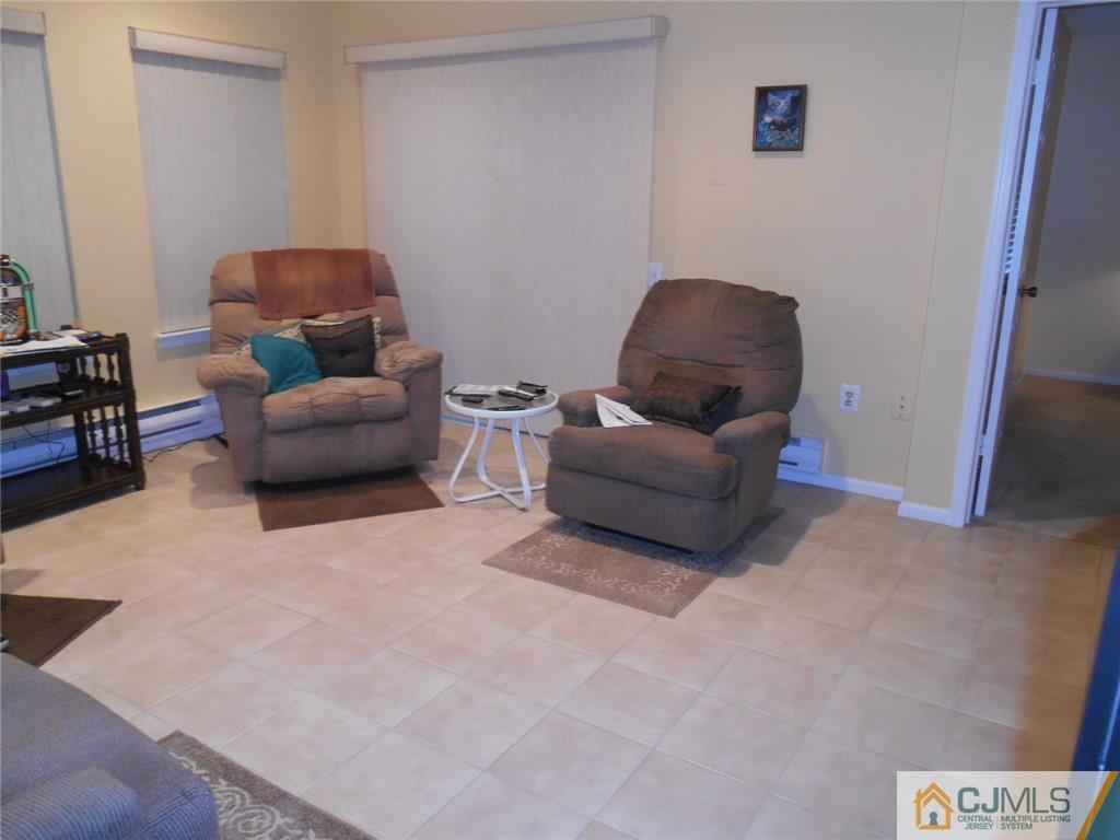 833 B Vail Road Monroe Township, NJ 08831 - Photo 5 of 12 Gallery Image 5