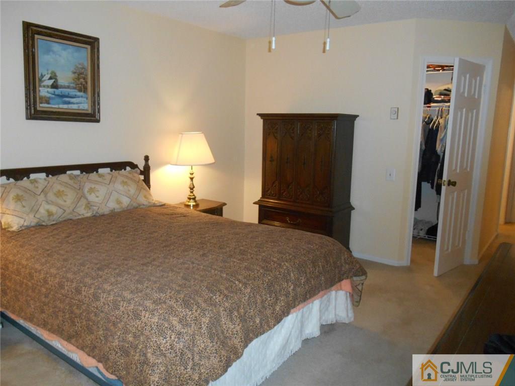 833 B Vail Road Monroe Township, NJ 08831 - Photo 6 of 12 Gallery Image 6