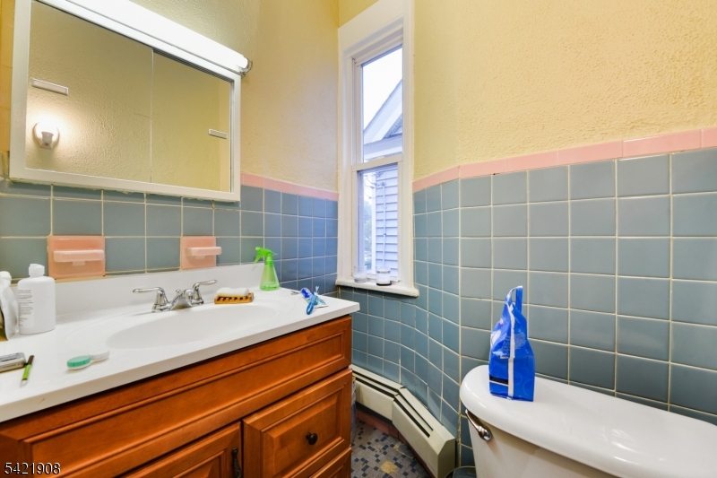 137 Valley Road Montclair, NJ 07042 - Photo 17 of 24