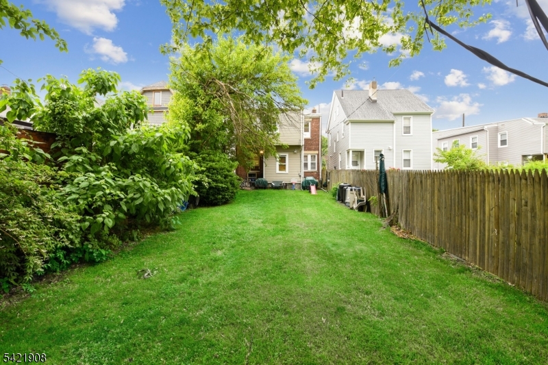 137 Valley Road Montclair, NJ 07042 - Photo 2 of 24