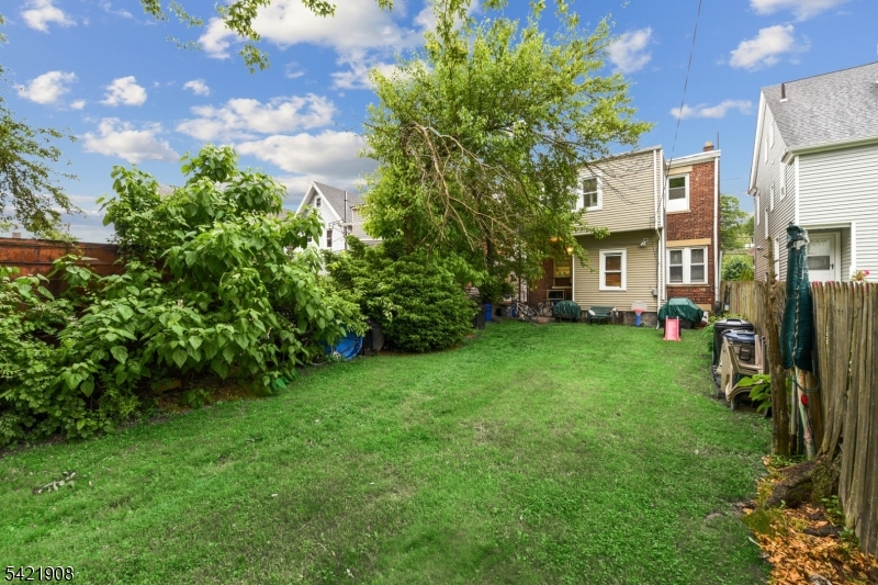 137 Valley Road Montclair, NJ 07042 - Photo 3 of 24