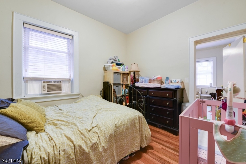 137 Valley Road Montclair, NJ 07042 - Photo 7 of 24