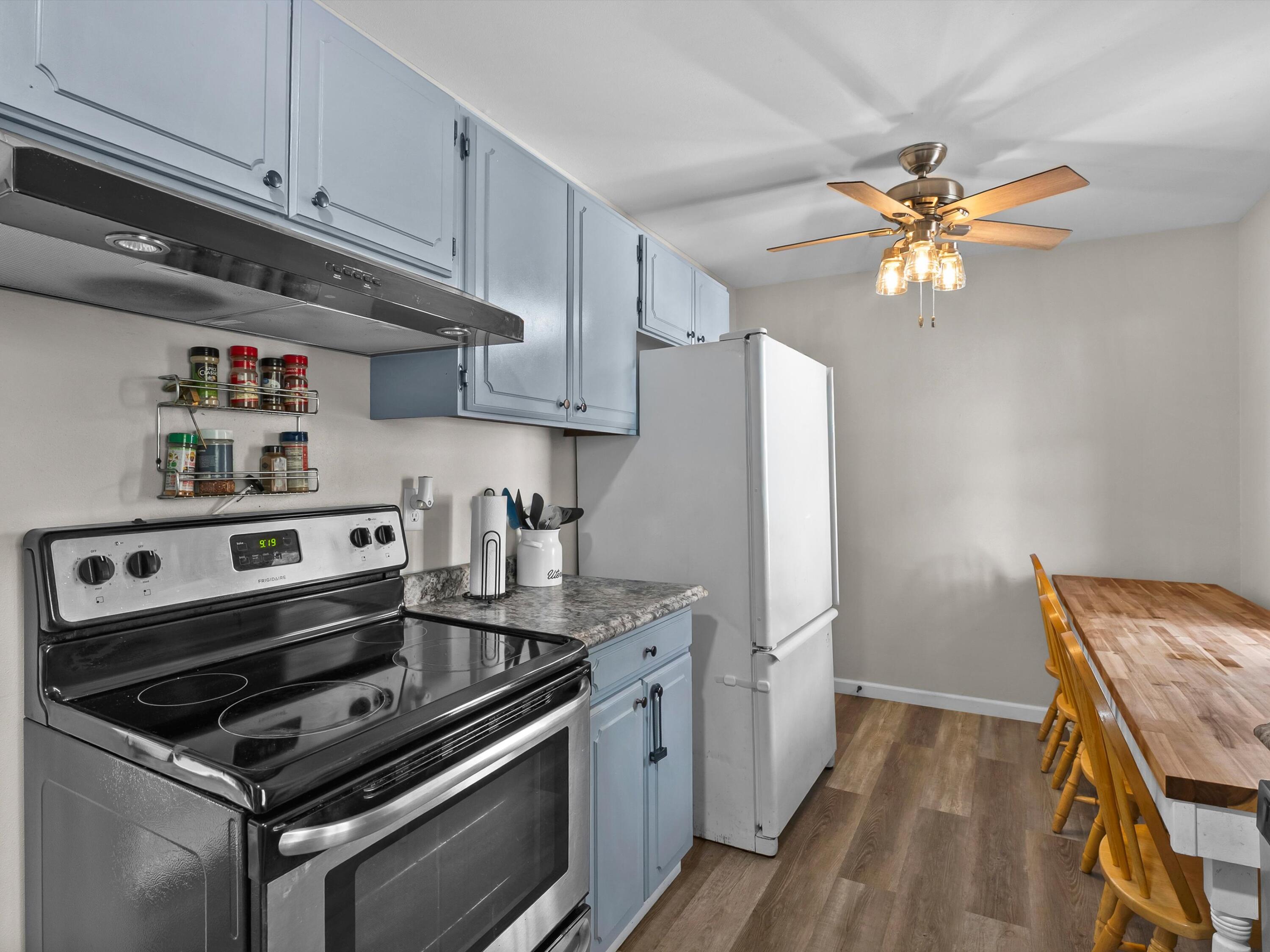 2608 Jackson Street Two Rivers, WI 54241 - Photo 5 of 21 14-014_2657086_01219