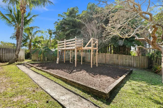 $979,000 | 2182 Northwest Dalea Way, Stuart, FL 34994