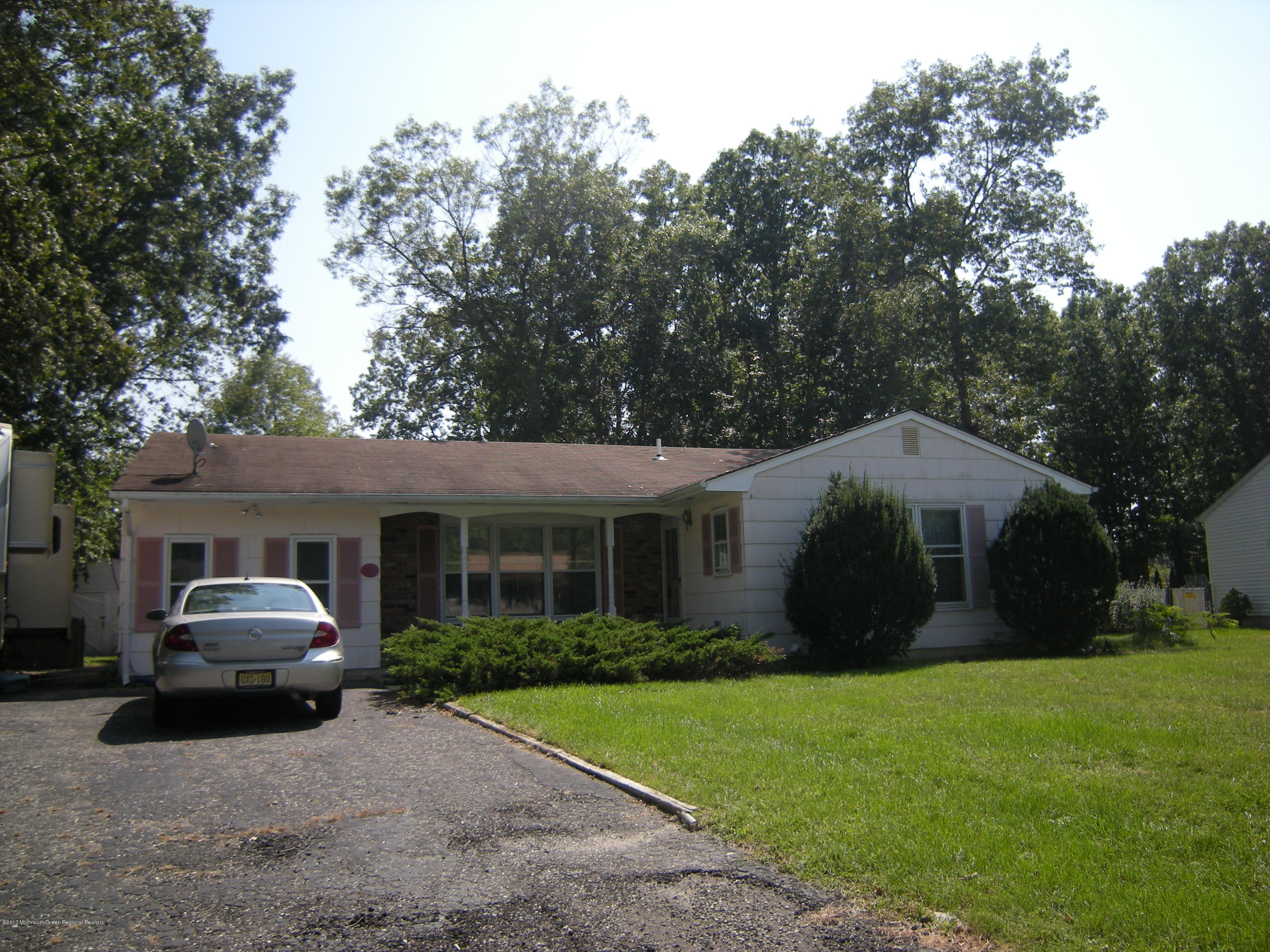 111 Riptide Avenue Manahawkin, NJ 08050 - Photo 1 of 22 DSCN3128