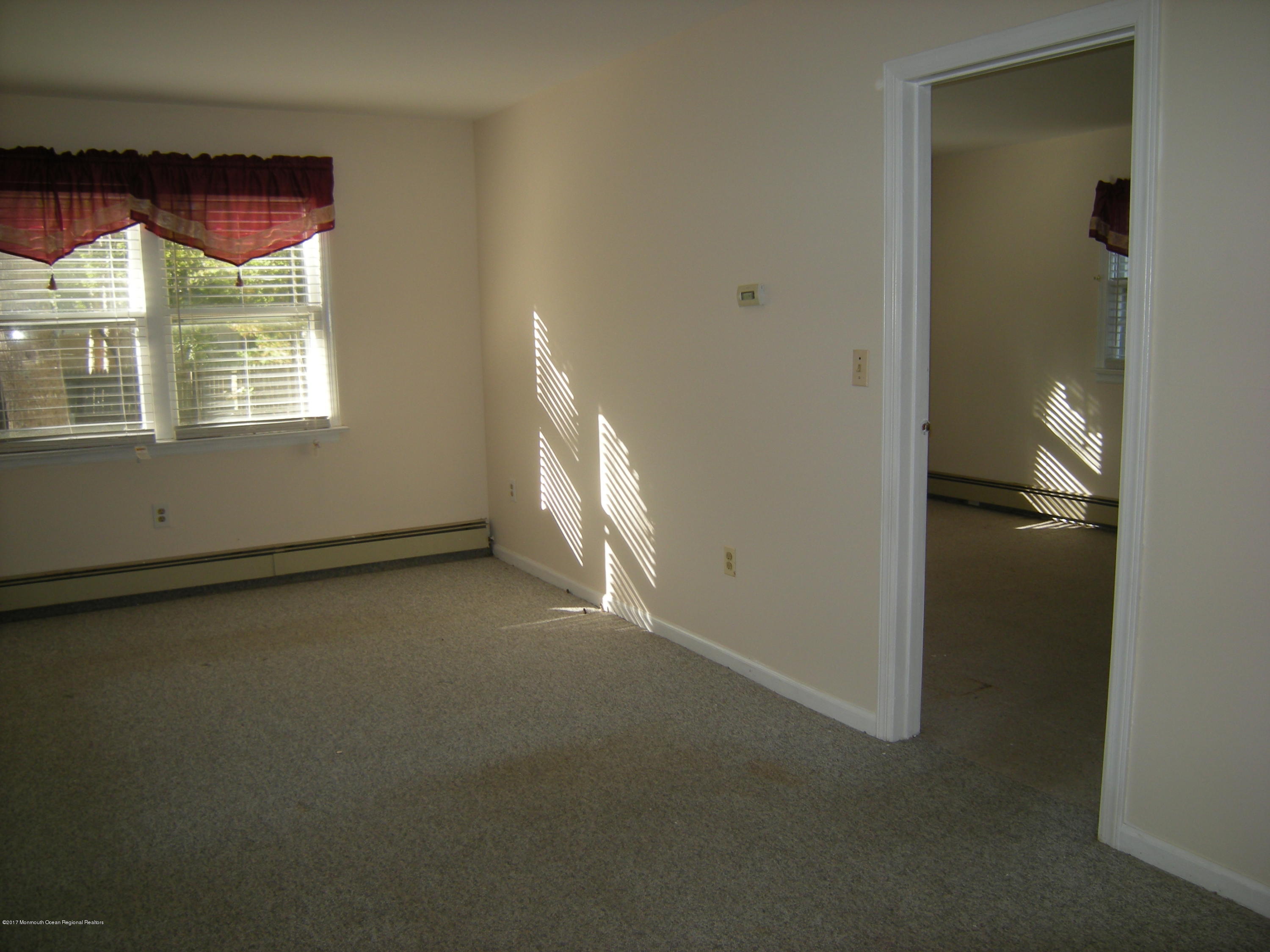 111 Riptide Avenue Manahawkin, NJ 08050 - Photo 13 of 22 DSCN3205