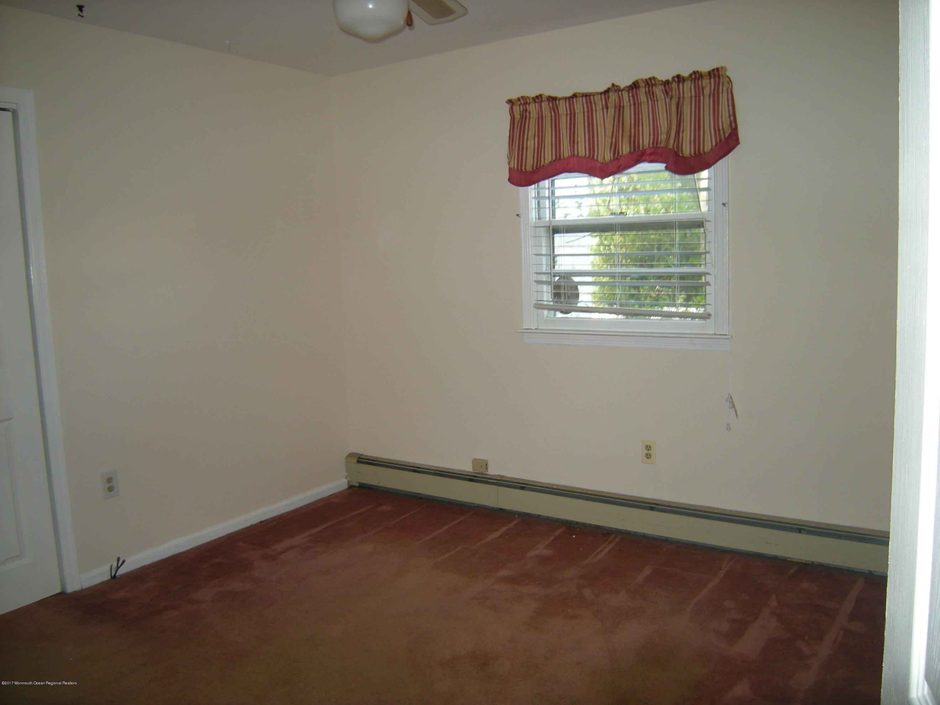 111 Riptide Avenue Manahawkin, NJ 08050 - Photo 14 of 22 DSCN3216