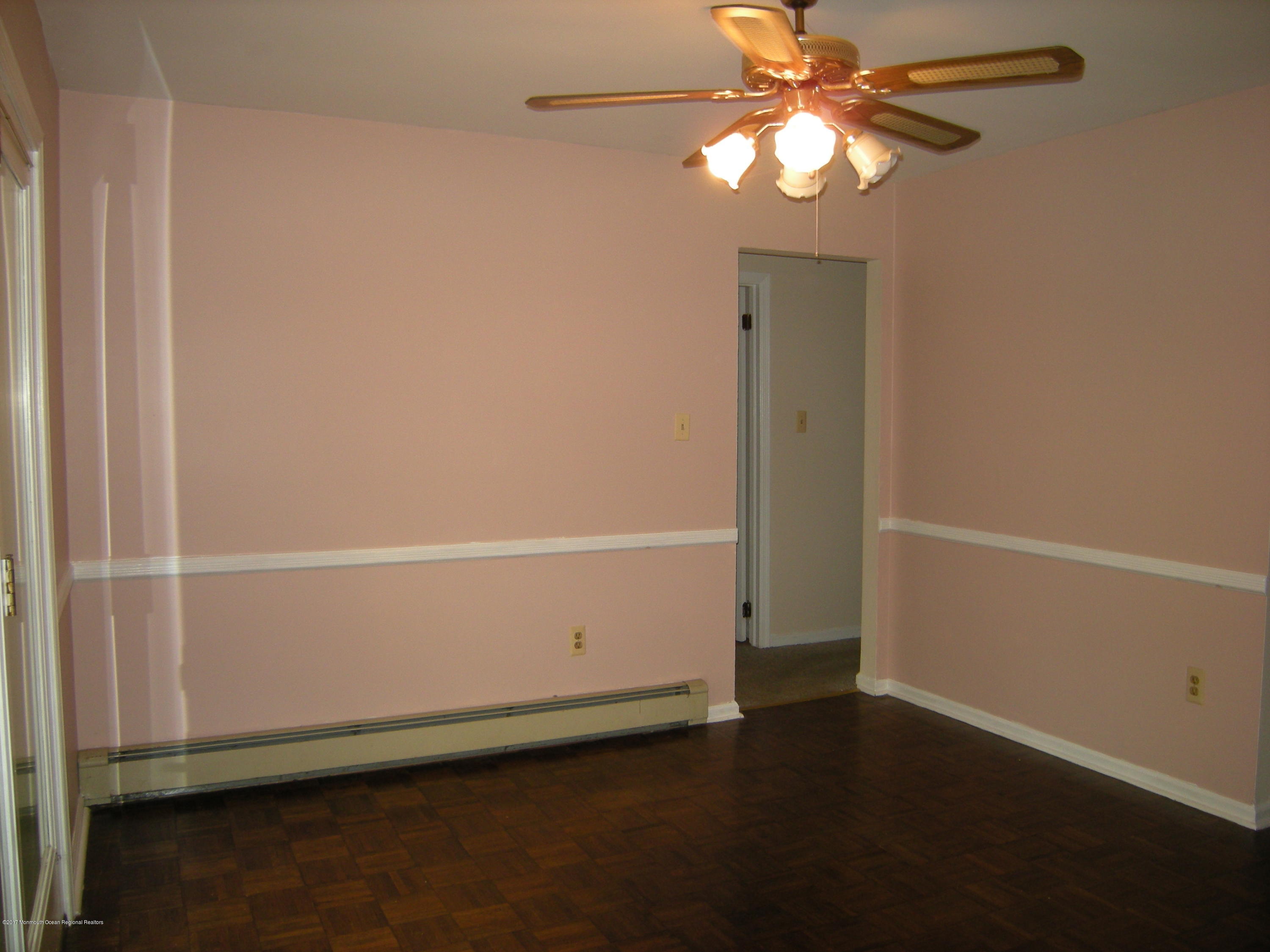 111 Riptide Avenue Manahawkin, NJ 08050 - Photo 8 of 22 DSCN3203