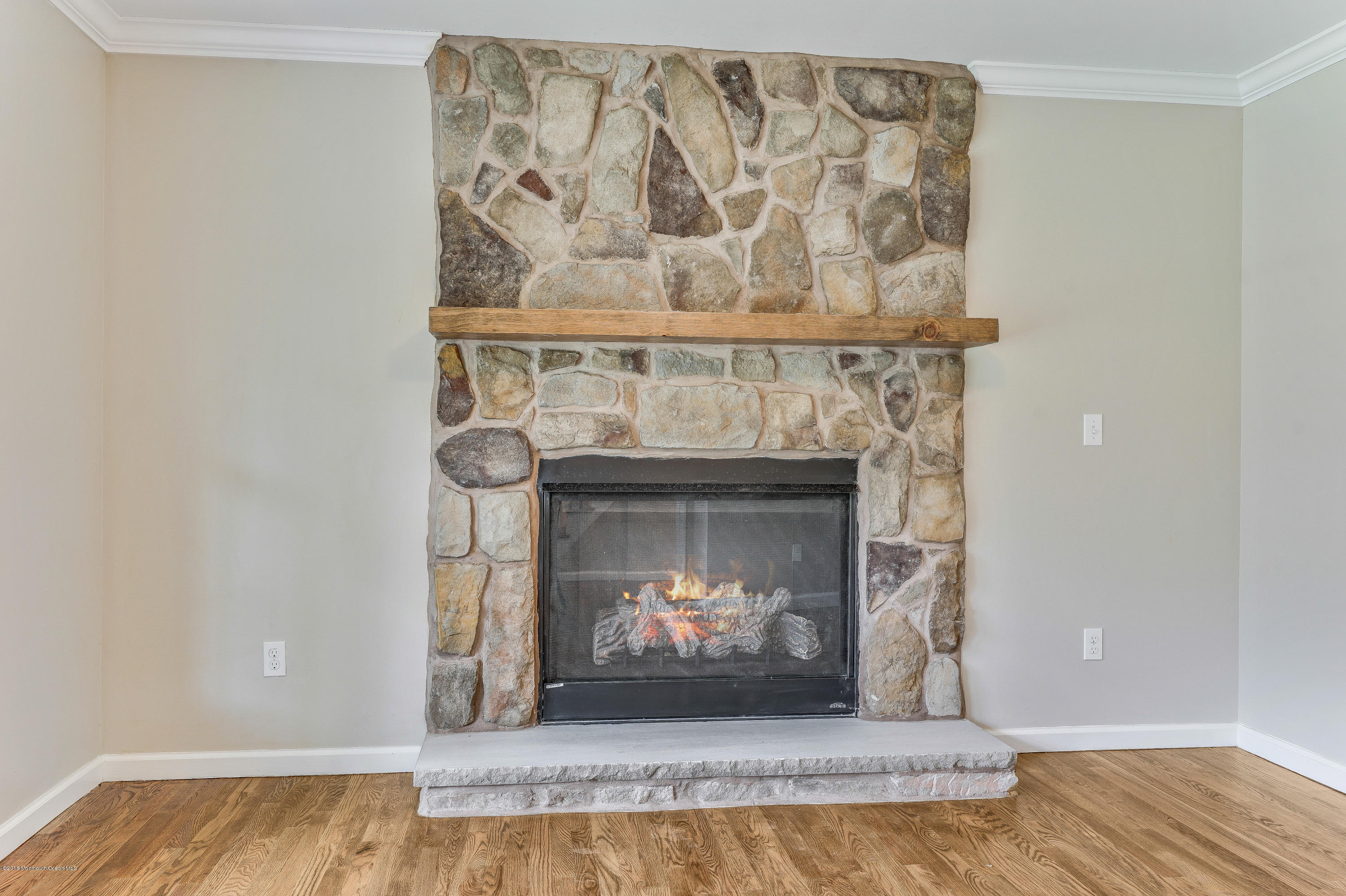 143 Friendship Road Howell, NJ 07731 - Photo 13 of 46 13