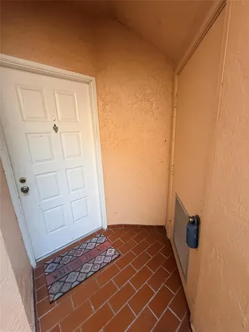 a view of utility room