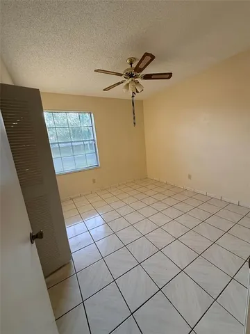 a view of a livingroom with window