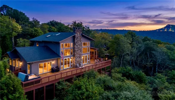 $1,697,000 | 200 Summit Road, Beech Mountain, NC 28604