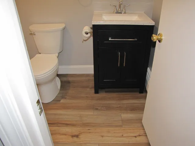 $1,400 | 1301 Bodwell Road, Unit 12, Manchester, NH 03109