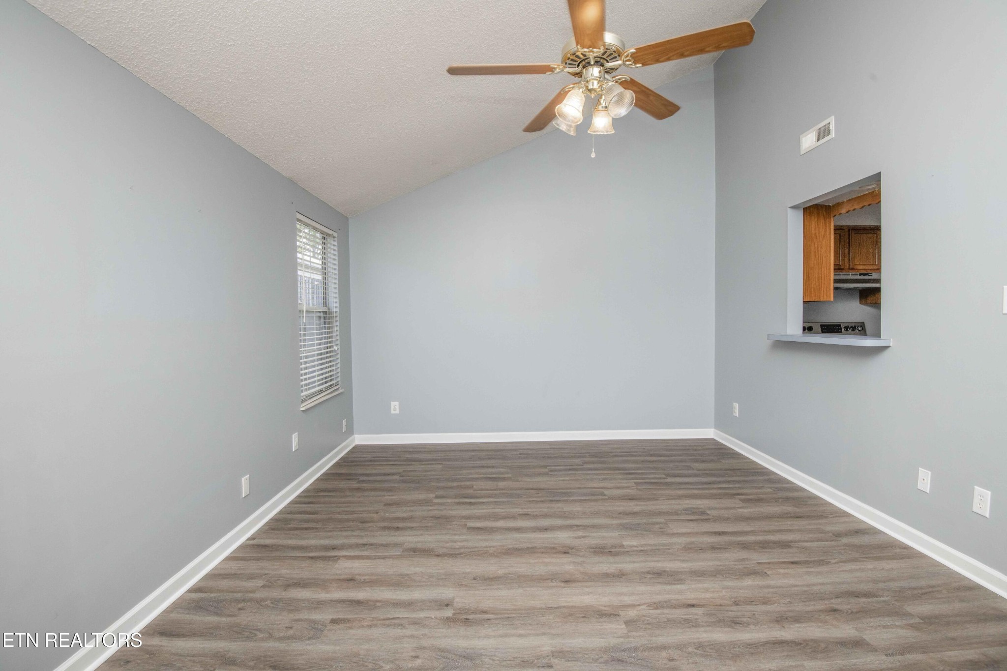 7920 Cavanaugh Way Powell, TN 37849 - Photo 12 of 31 Gallery Image 12