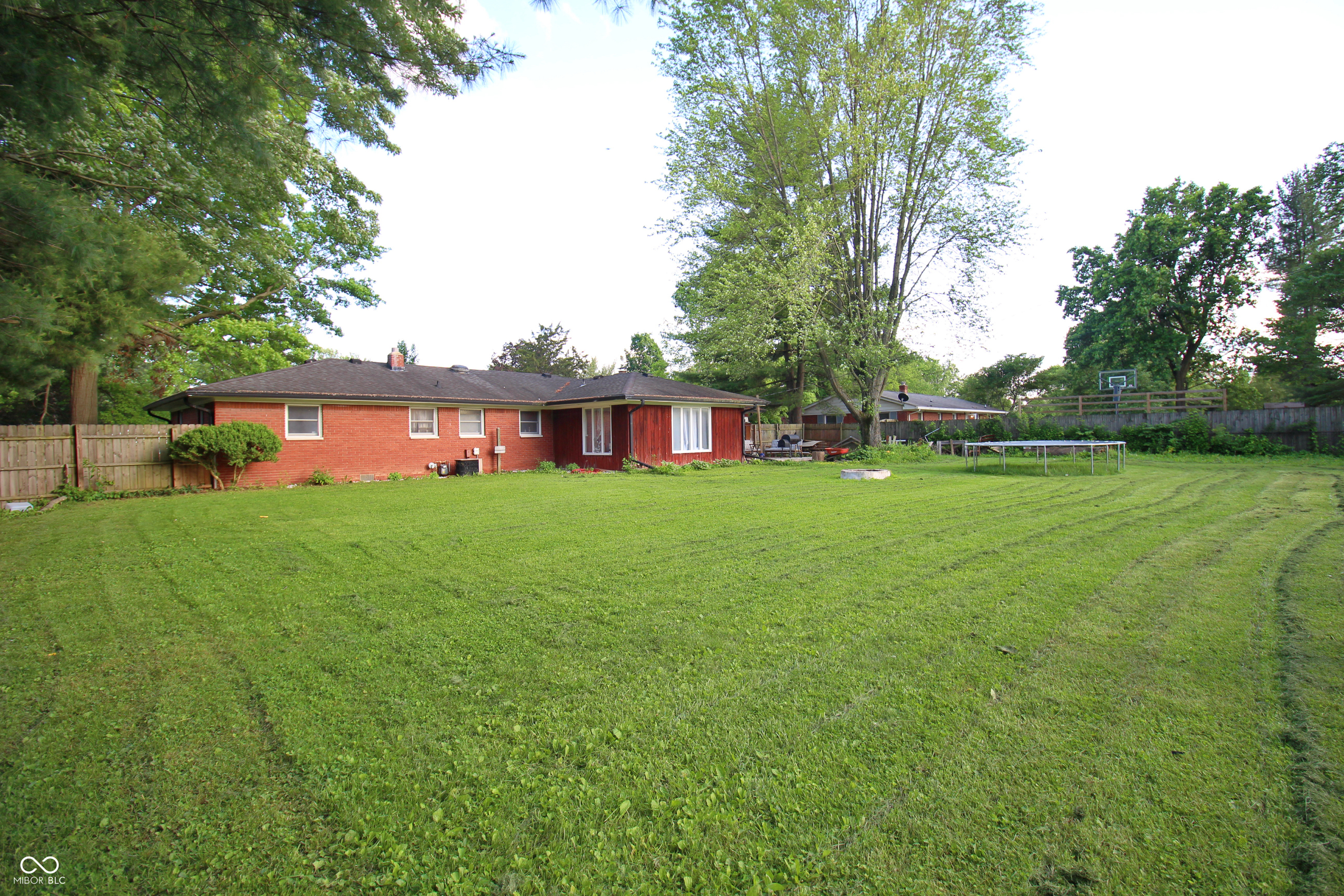 742 Coach Road Indianapolis, IN 46227 - Photo 17 of 18 Gallery Image 17