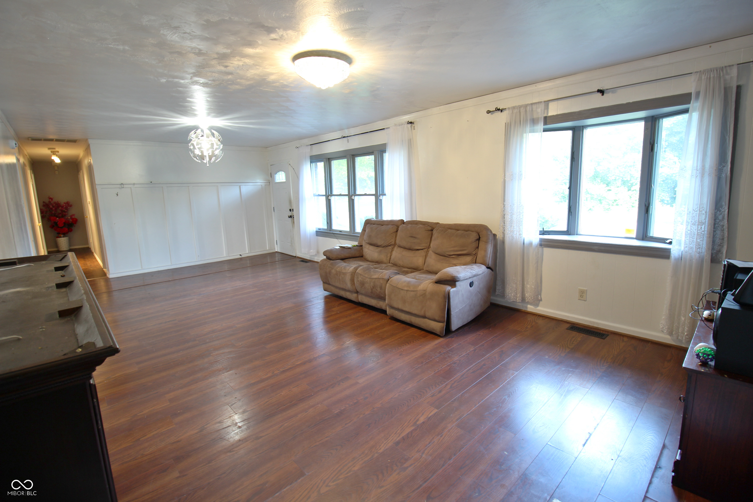 742 Coach Road Indianapolis, IN 46227 - Photo 5 of 18 Gallery Image 5