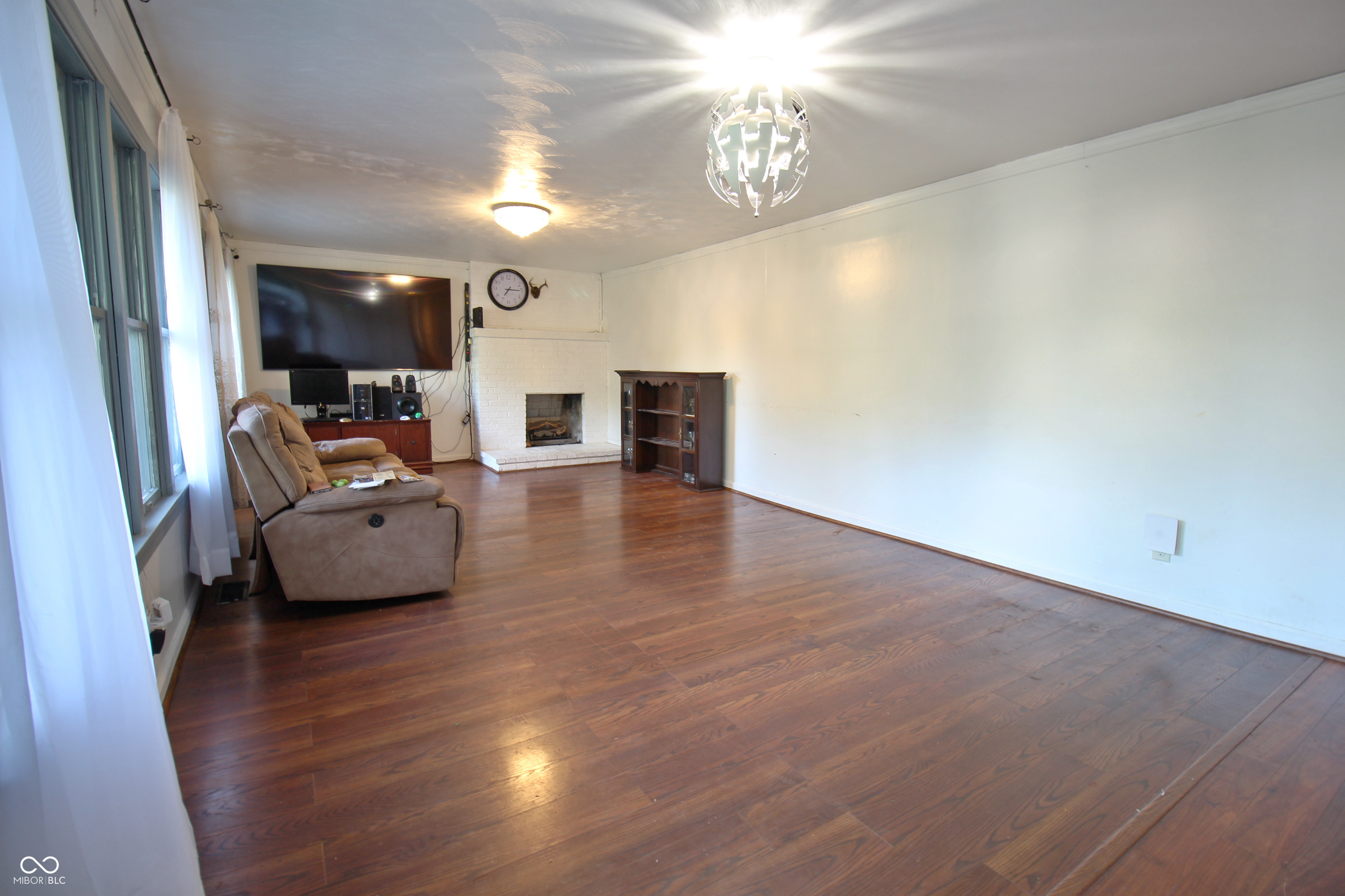 742 Coach Road Indianapolis, IN 46227 - Photo 6 of 18 Gallery Image 6