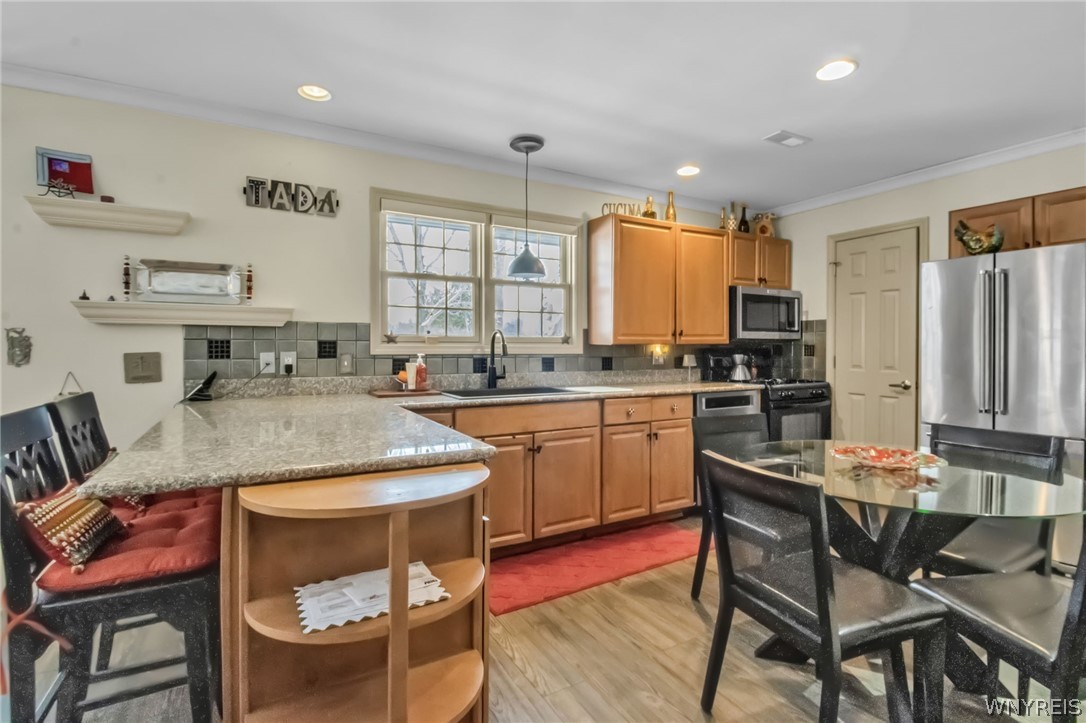 346 Potters Road, Unit I West Seneca, NY 14220 - Photo 11 of 31