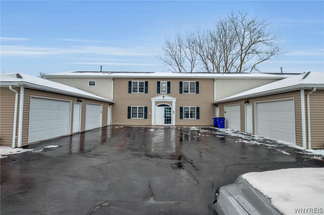 346 Potters Road, Unit I West Seneca, NY 14220 - Photo 2 of 31