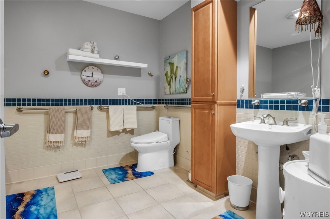 346 Potters Road, Unit I West Seneca, NY 14220 - Photo 24 of 31